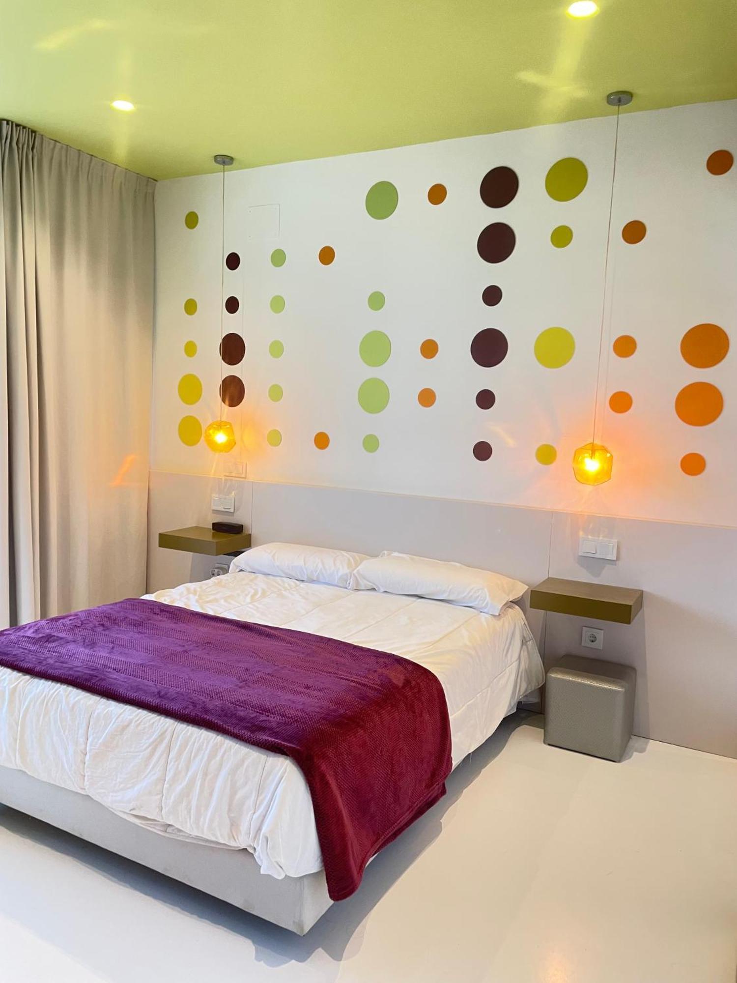 Lahola Glam Suites Торремолинос Экстерьер фото