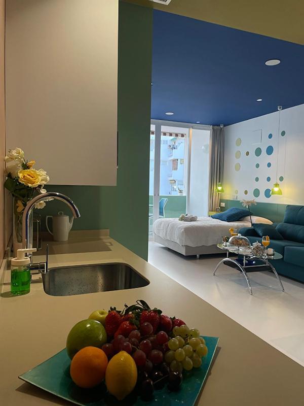 Lahola Glam Suites Торремолинос Экстерьер фото