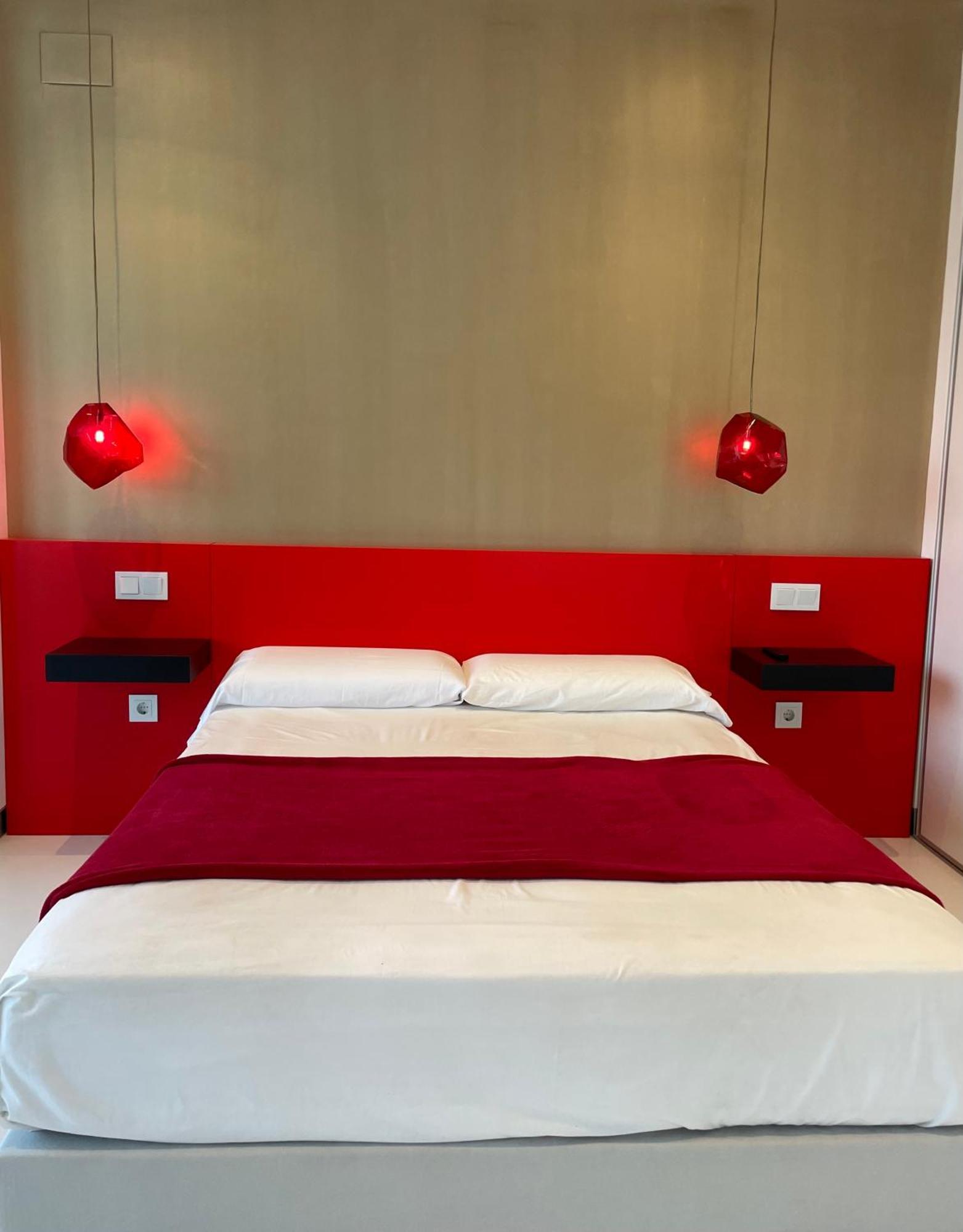 Lahola Glam Suites Торремолинос Экстерьер фото