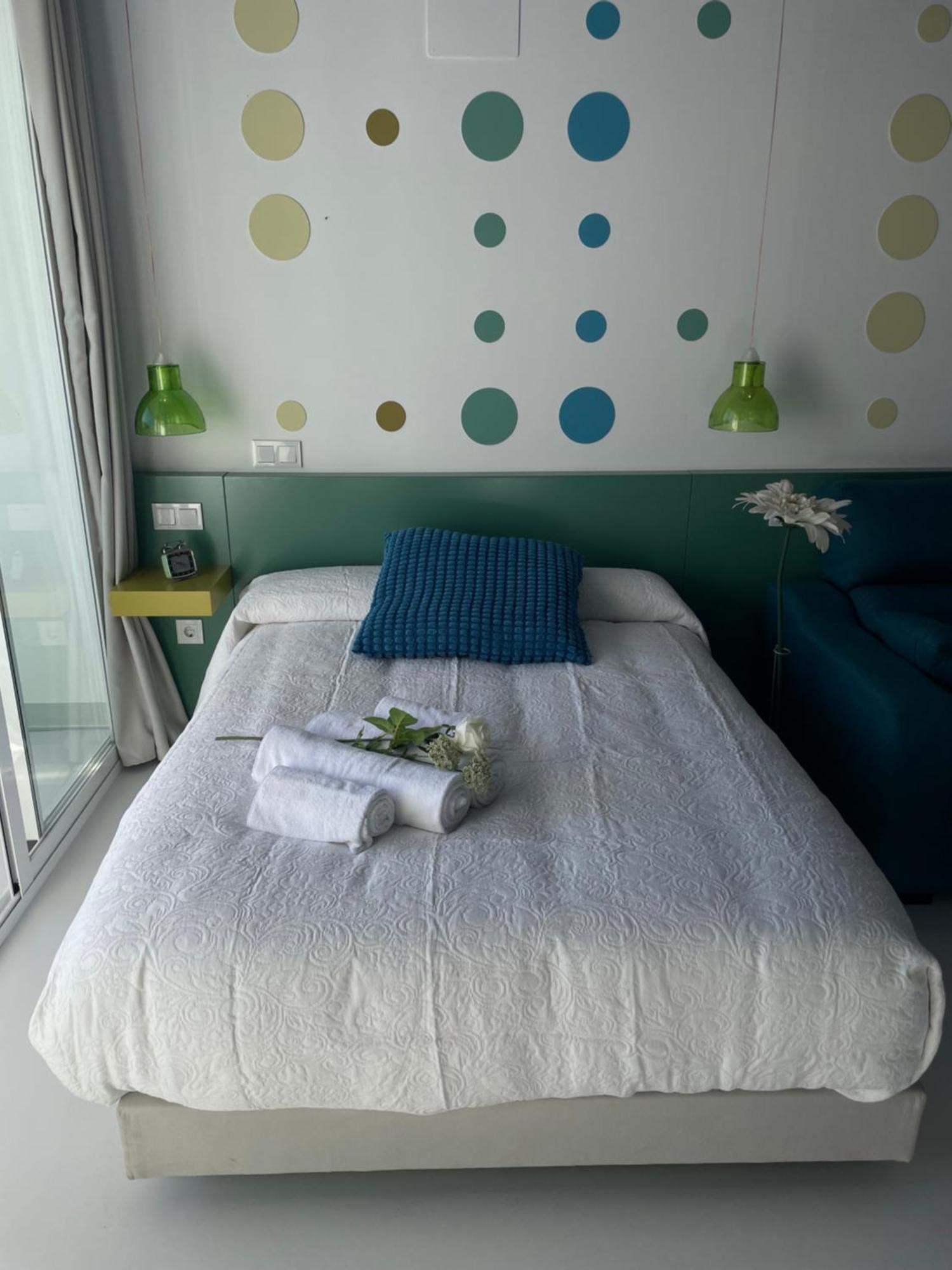 Lahola Glam Suites Торремолинос Номер фото